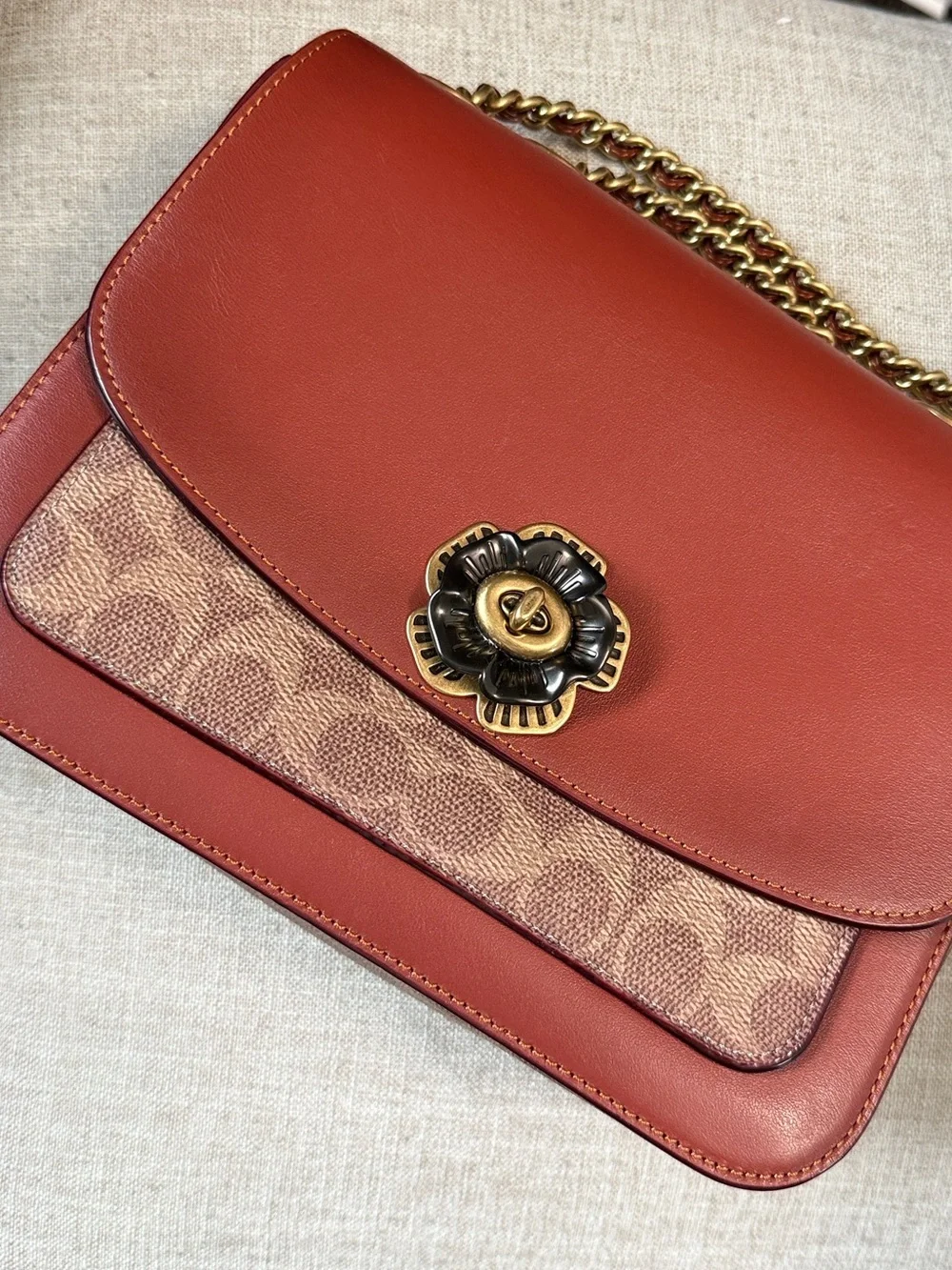 Coach Madison Shoulder Bag; EUC - Like New!